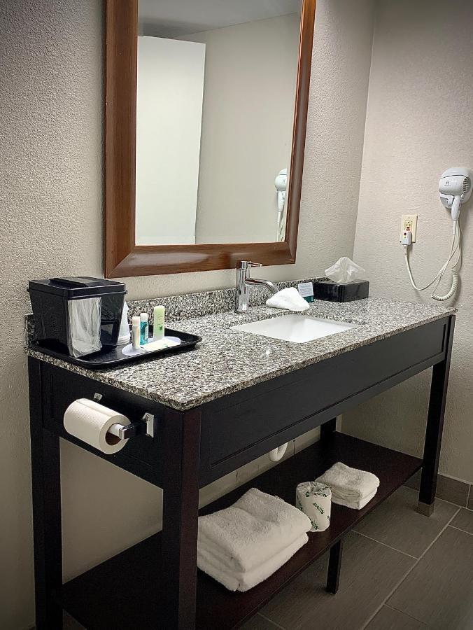 Quality Inn Oklahoma City South Ngoại thất bức ảnh